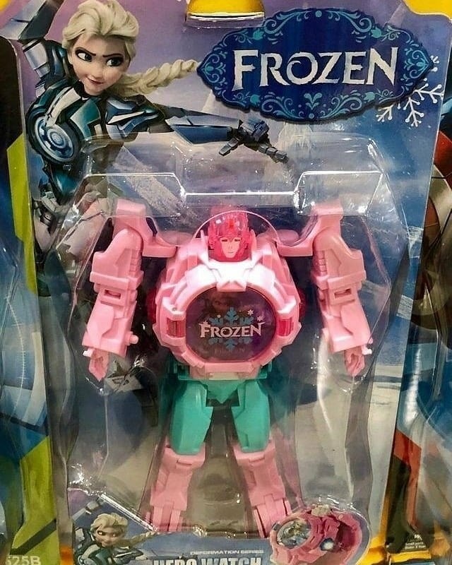 Potret mainan robot yang bikin kamu tepuk jidat